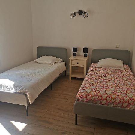 La Suite Du Beffroi Malaucène Екстериор снимка